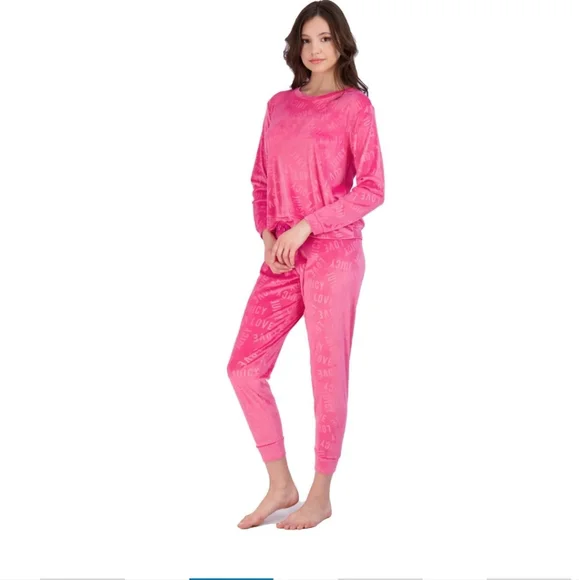 ●JUICY COUTURE● Warm knit loungewear pajama top and bottom Juicy Couture Women's 2 Piece Velvet Fleece Long Sleeve Top